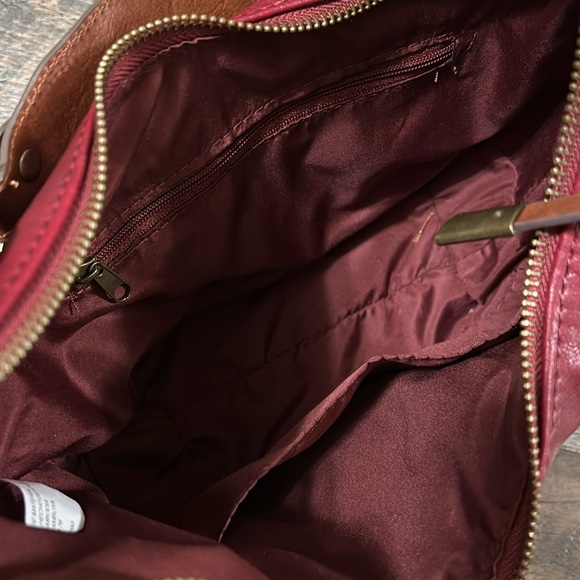 Vegan Snake and Maroon Stitched Saddle Shoulder Bag - Picture 7 of 8